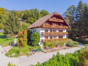 Hotels in Unterach Am Attersee